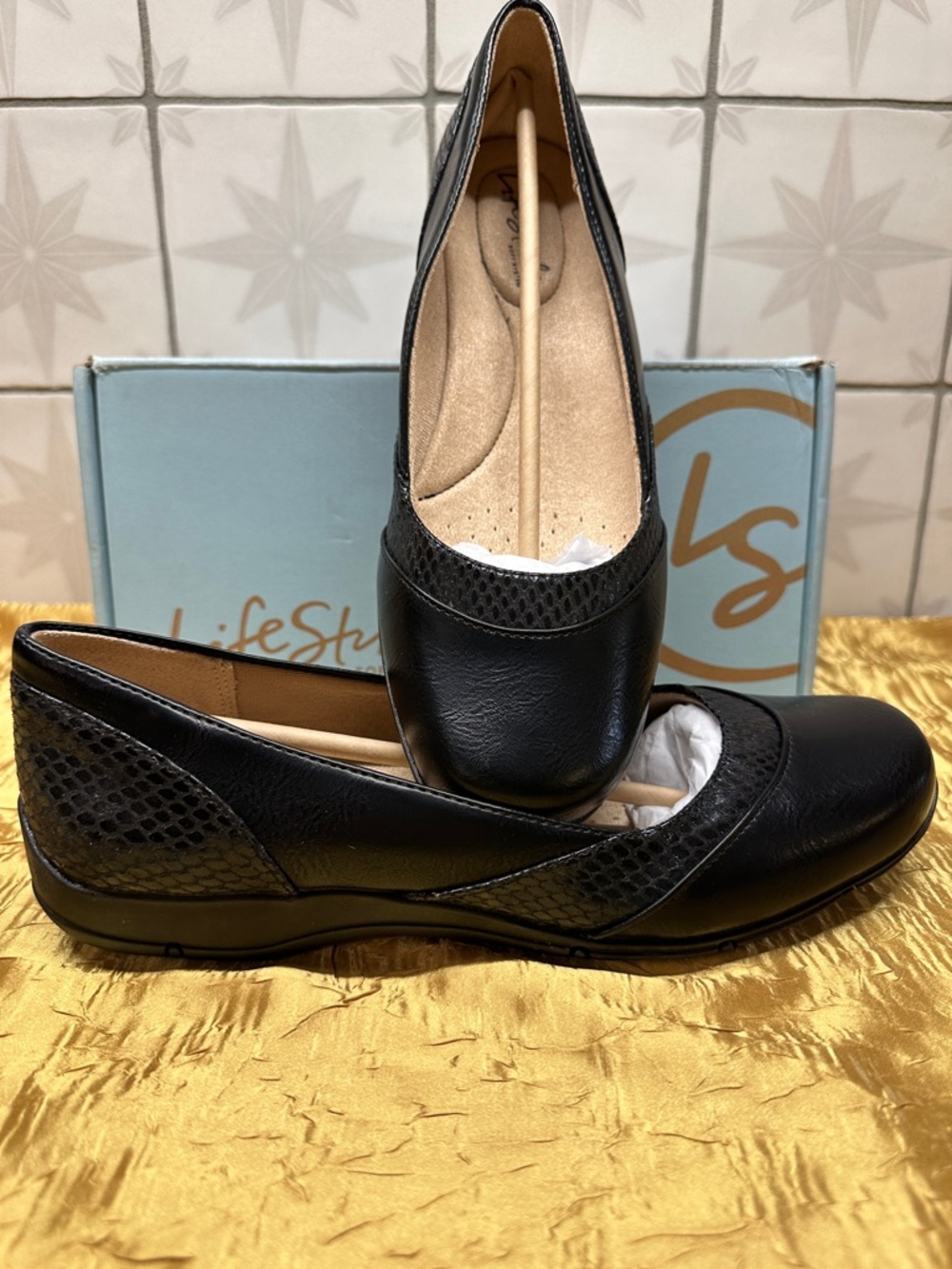 LifeStride soft system- Comfortable Black Women’s Ballet Flats -